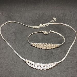 Silver Tone Rhinestone Leaf Necklace Bracelet Set with Delicate Chain